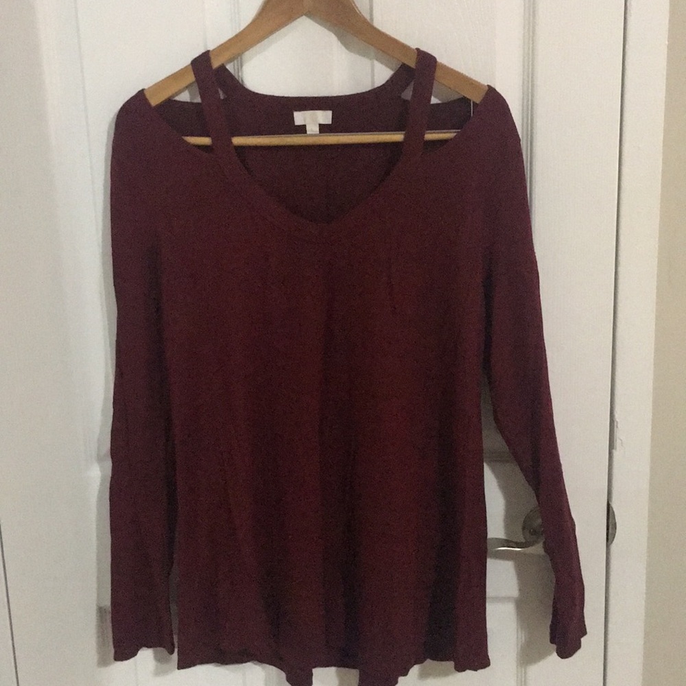 Maroon shoulder detail sweater